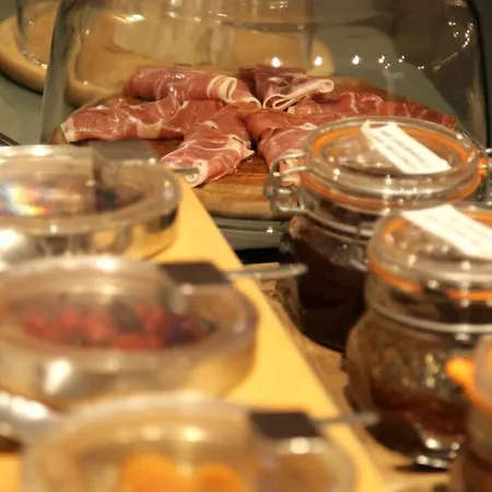 Adonis - Albion Ajaccio (Corsica)