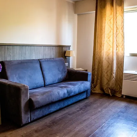 Adonis - Albion Hotel Ajaccio (Corsica)