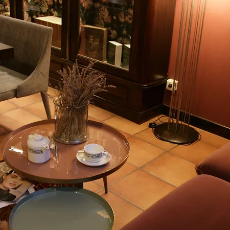 Hotel Adonis - Albion 3*