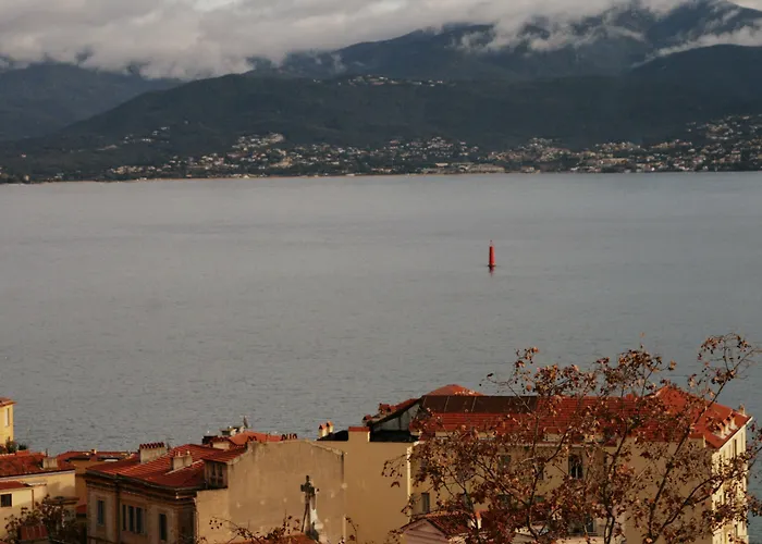 Hotell Albion Ajaccio (Corsica)